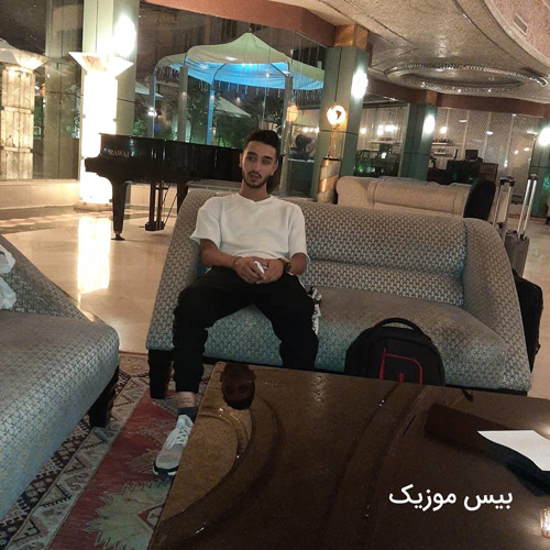 دانلود آهنگ منم و نصف شبو کل خیابونا منو این دیوونه ردی داغونو