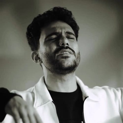 دانلود آهنگ ﻣﻦ دﻟﺘﻨﮕﺘﻢ ﺟﻮاب ﺑﺪه ﻟﻴﻠﺎ ﻟﻴﻠﺎ از پیام عباسی