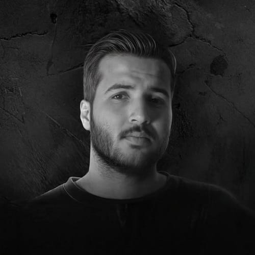 دانلود آهنگ اونی که میمیره واست آخه منم از ققنوس