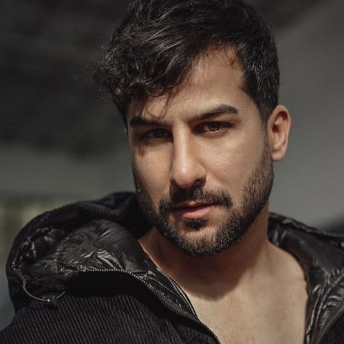 دانلود آهنگ یه سرزمینی هست عروسکاش سر ندارن حسین منتظری