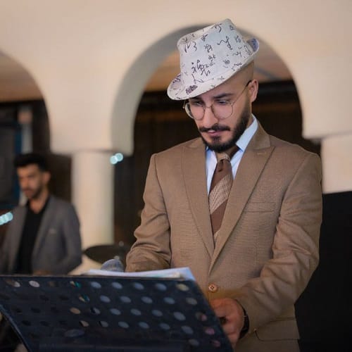 دانلود آهنگ اوریشم گل مخملی از امید جهان