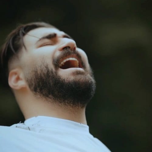 دانلود آهنگ میگذرم از همه چی واسه رسیدن به تو از سالار بحیرایی