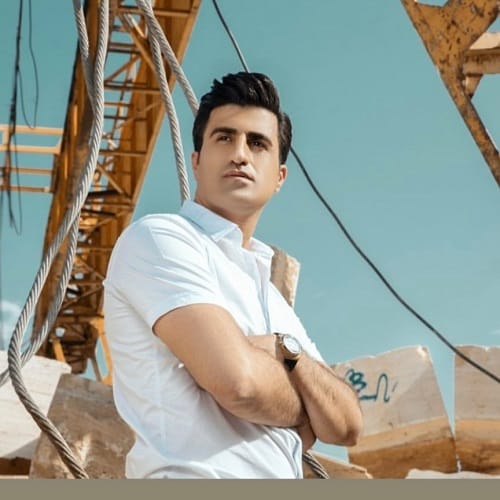 دانلود آهنگ عجب غروب دلگیری از محسن لرستانی (هوش مصنوعی)