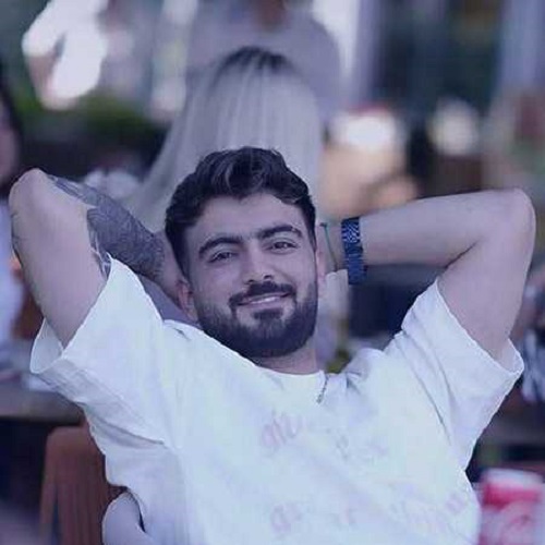 دانلود آهنگ نیمکت ذخیره بودم تو قلبی که شلوغه از رامین تجنگی