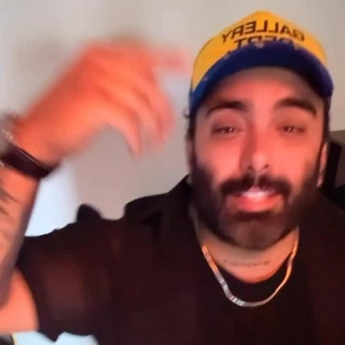 دانلود آهنگ یه روز قطعا همه جز من تو سرت خط میخورن از مسعود صادقلو