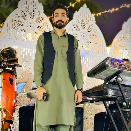 دانلود آهنگ خبر خبر از دل من دله دیوانه ی من از علی جوادزاده