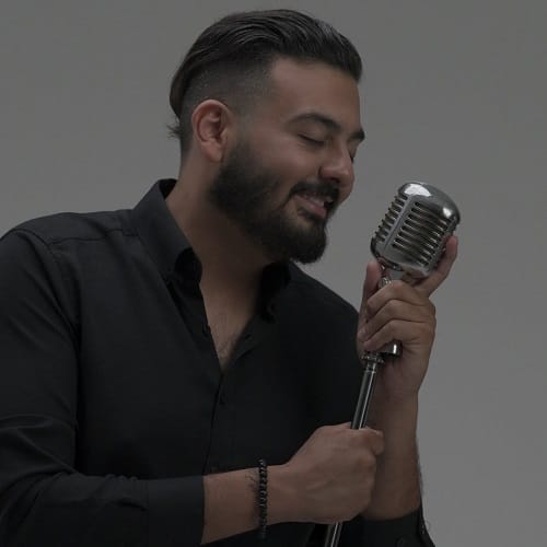 دانلود آهنگ هم آغوش از امیرحسین افتخاری