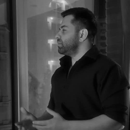 دانلود آهنگ همه عزادار سر به گریبون از رضا بهرام