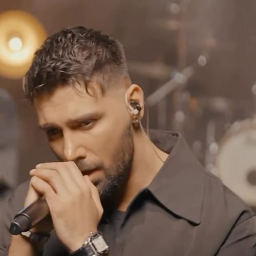 دانلود آهنگ فرودگاه از آرن