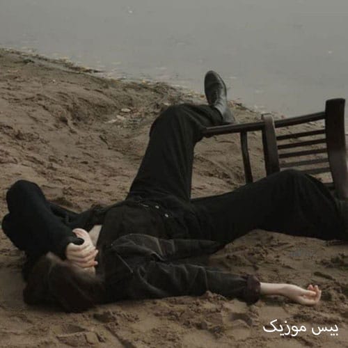 دانلود آهنگ دل به صدای در میزنه هی پرپر زن هوش مصنوعی