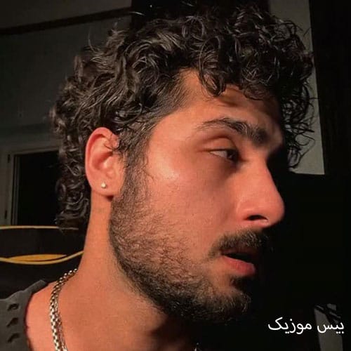 دانلود آهنگ هی میخورم به درو دیوار هوا همتونو داشتم از کیسان