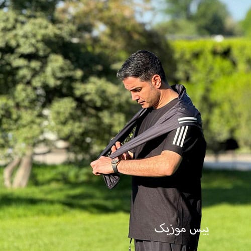 دانلود آهنگ موند به قلبم حسرتش به دست بیارمت از محسن یگانه