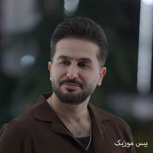 دانلود آهنگ کسی دور برم نیست که حالمو ببینه سخته برام که سرباز مادرشو نبینه