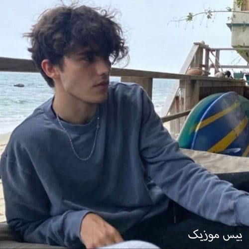 دانلود آهنگ مگه بازیچتم که تا دلت تنگ میشه هستی از نورا (هوش مصنوعی)