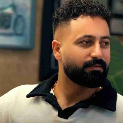 دانلود آهنگ آخر شب از وحید مرادی